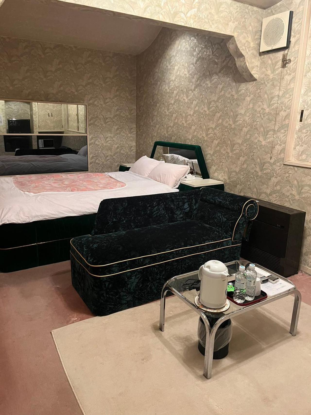ロビンホテルrobin Hotel Yachimata Exteriér fotografie